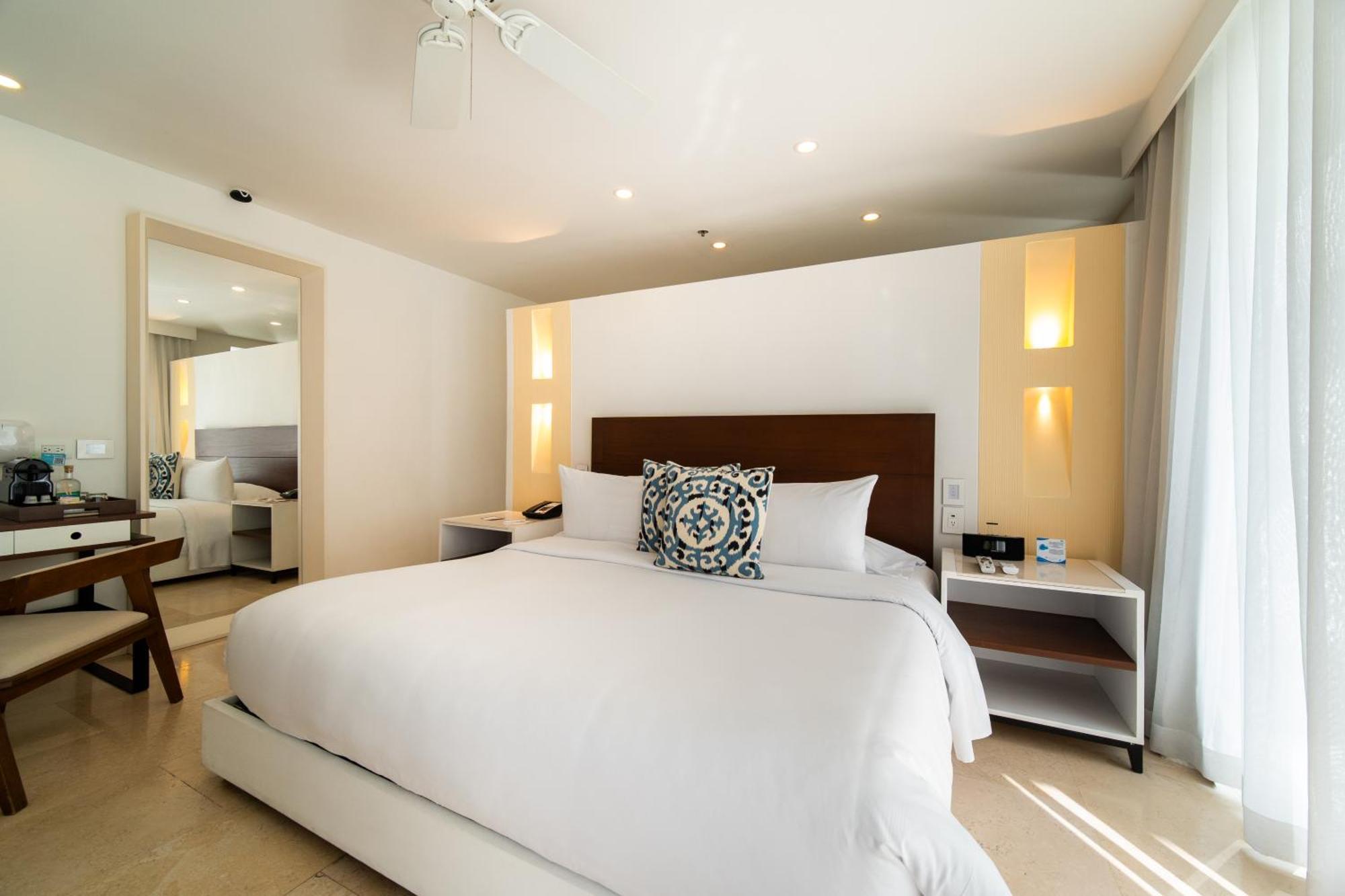 Nacar Hotel Cartagena, Curio Collection By Hilton Kültér fotó